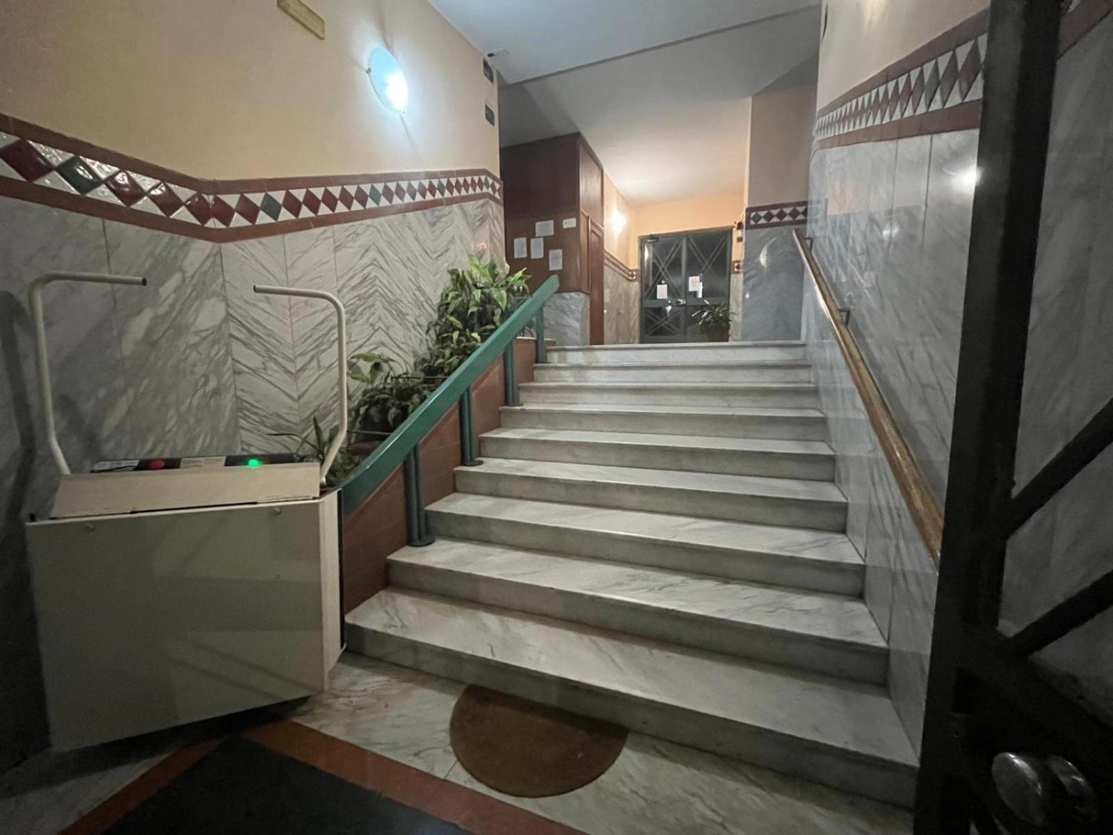 La Casa Di Rebecca Apartment Салерно Екстериор снимка